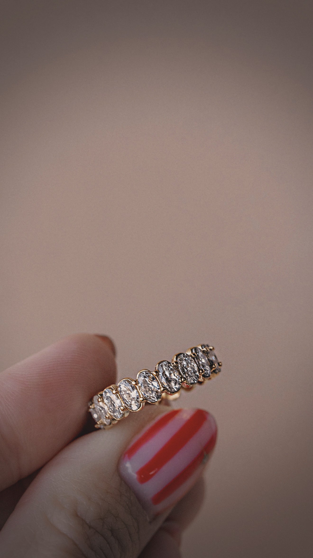 Windsor Oval Band Ring