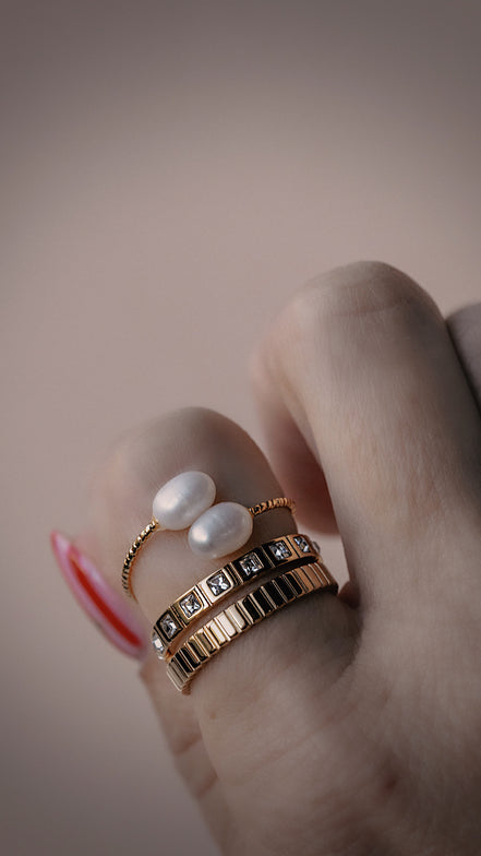 Duet Pearl Ring - The Neon Cactus Studio