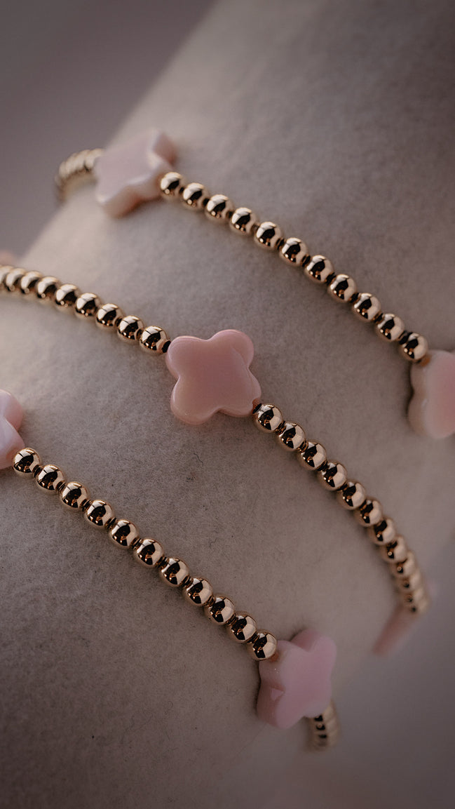Rosé Clover Bracelet