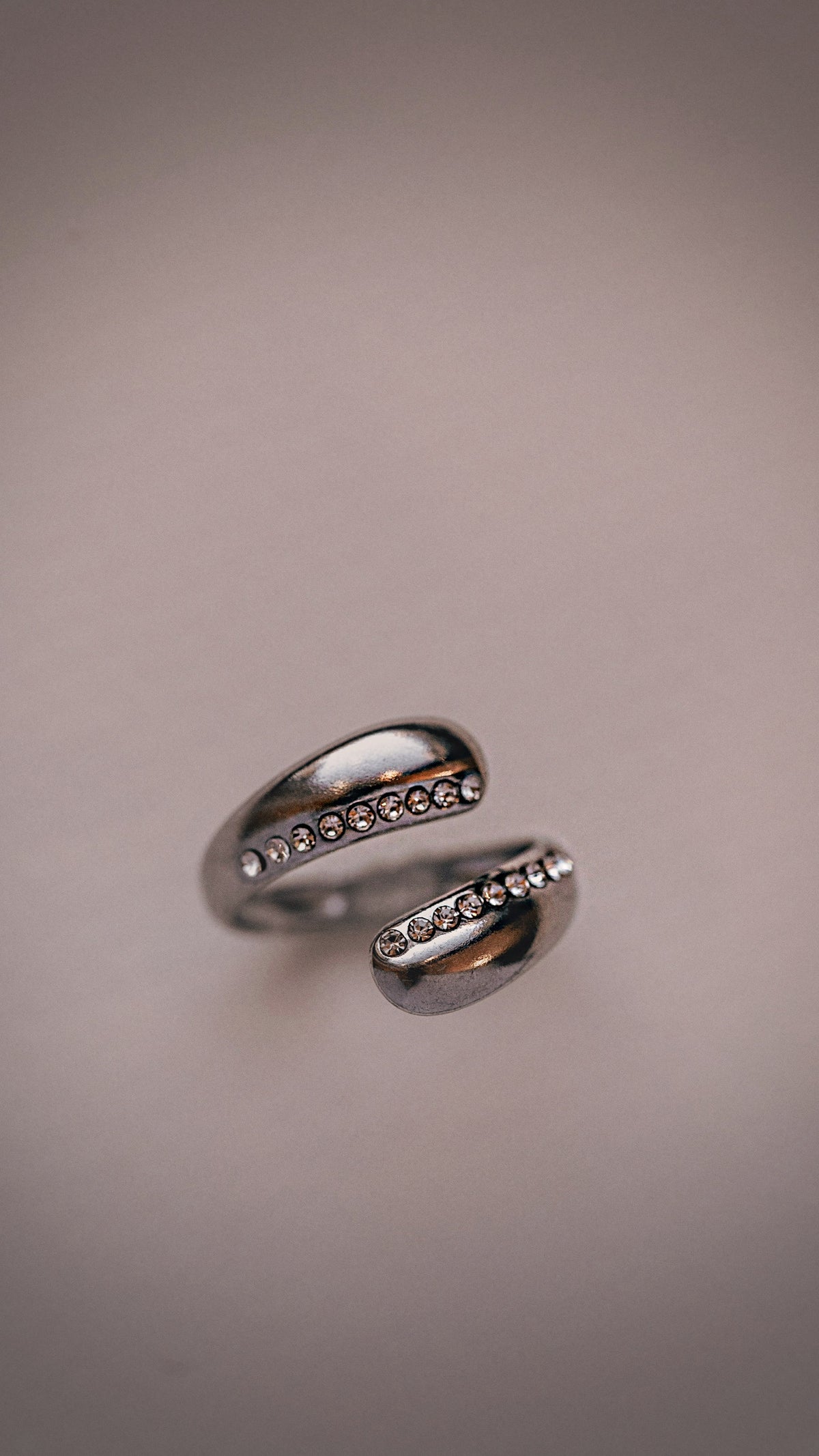 Sidewinder Ring