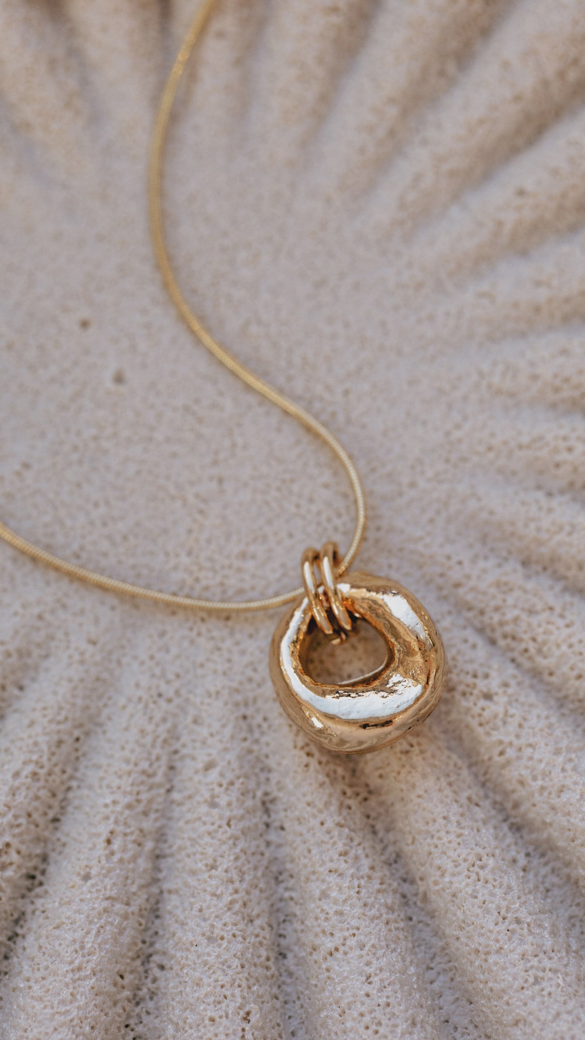 Oasis Pendant Necklace