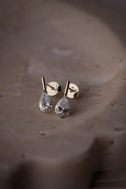 Everleigh Pear Drop Earring