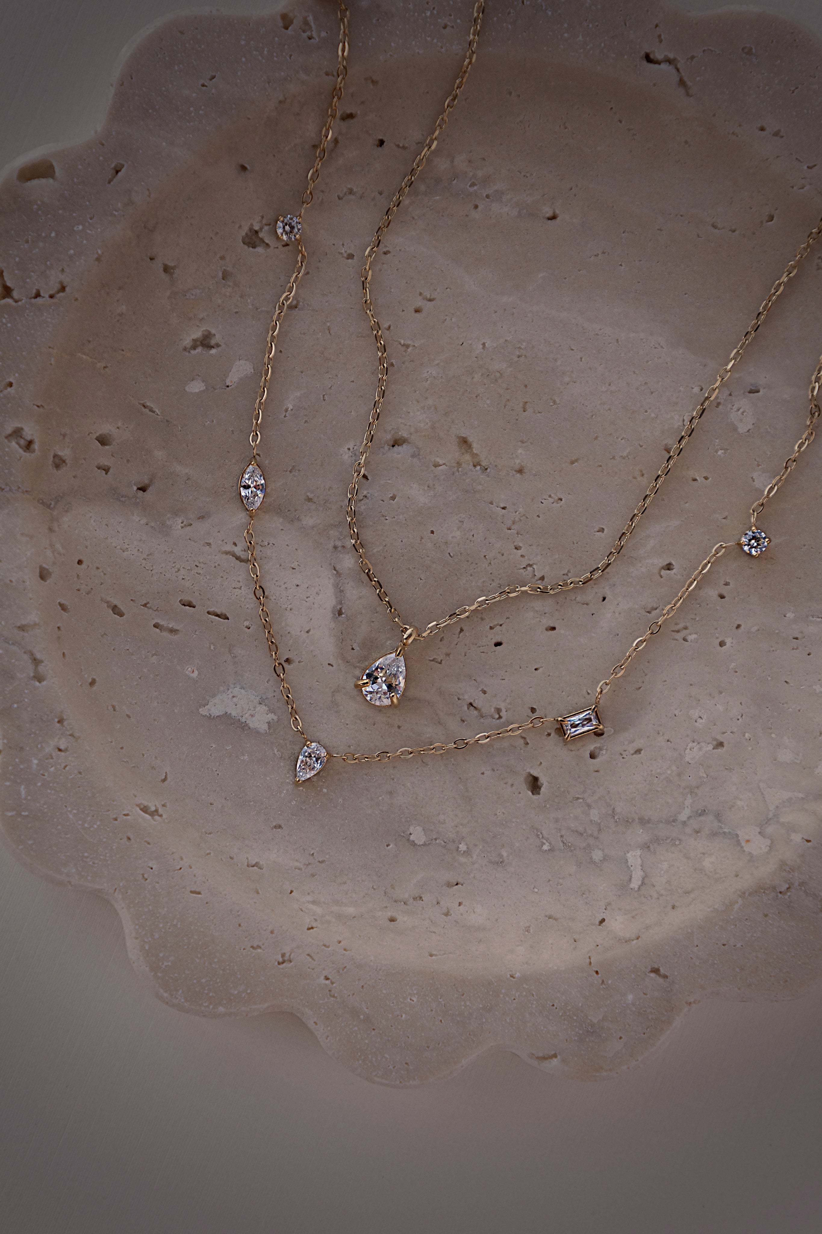 Dainty Mixed Shapes Necklace
