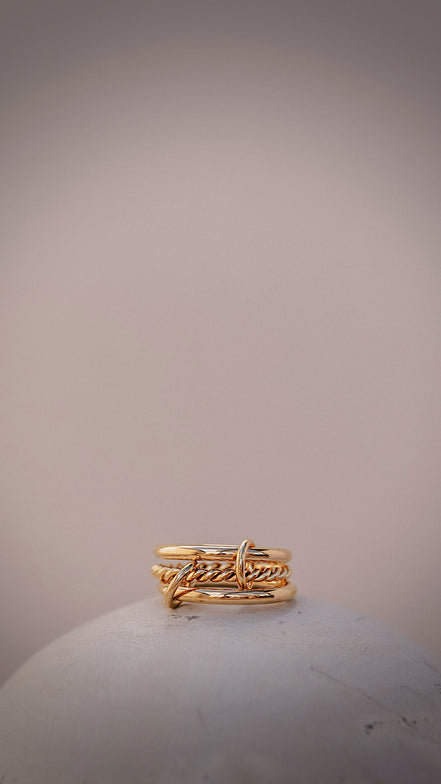 The Interlude Ring