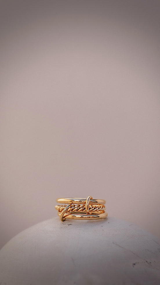 The Interlude Ring