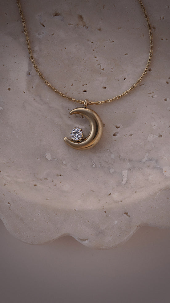 Luna Necklace