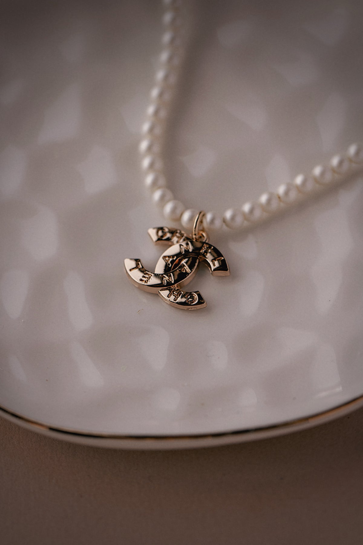 The Name Dropper Necklace (Pearl Version)