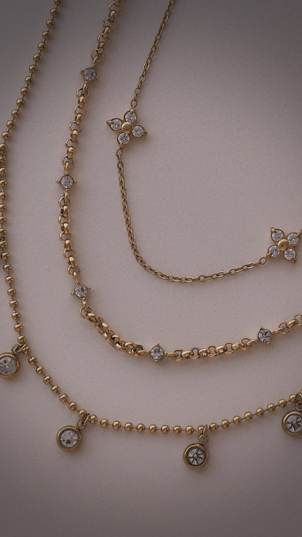 Clover Glow Necklace - The Neon Cactus Studio