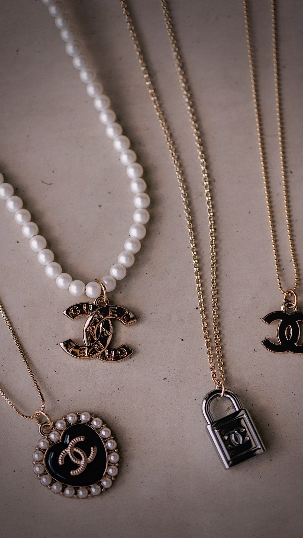 The Name Dropper Necklace (Pearl Version)