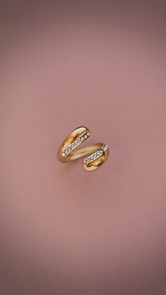 Sidewinder Ring