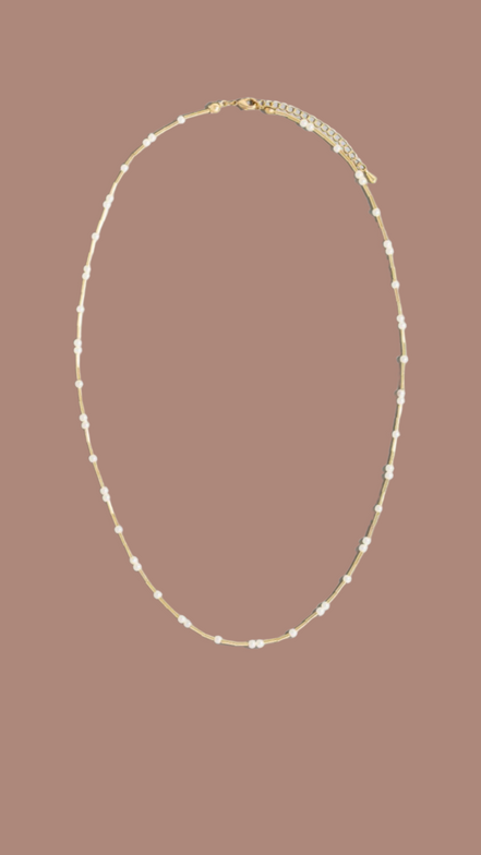 Solana Pearl Necklace