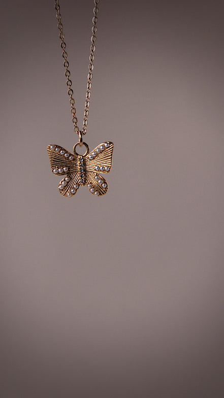The Mariposa Necklace