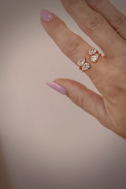 The It Girl Ring