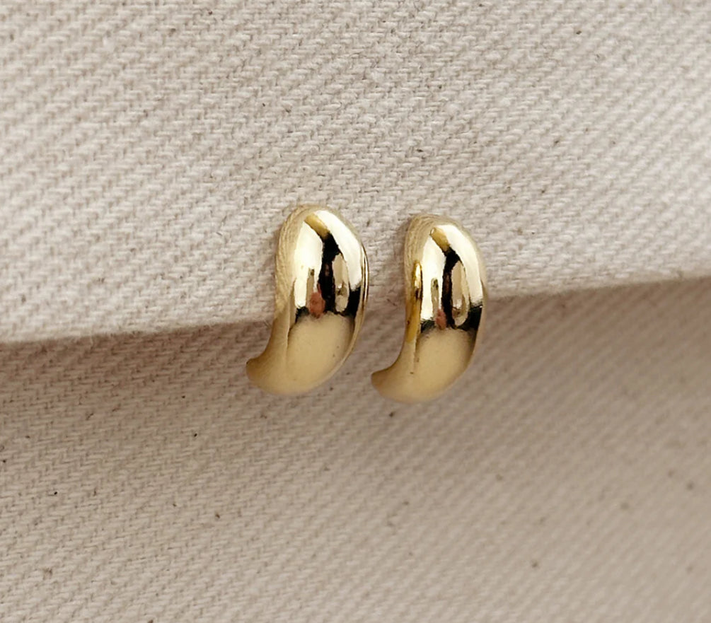 Polished Curve Stud Earring