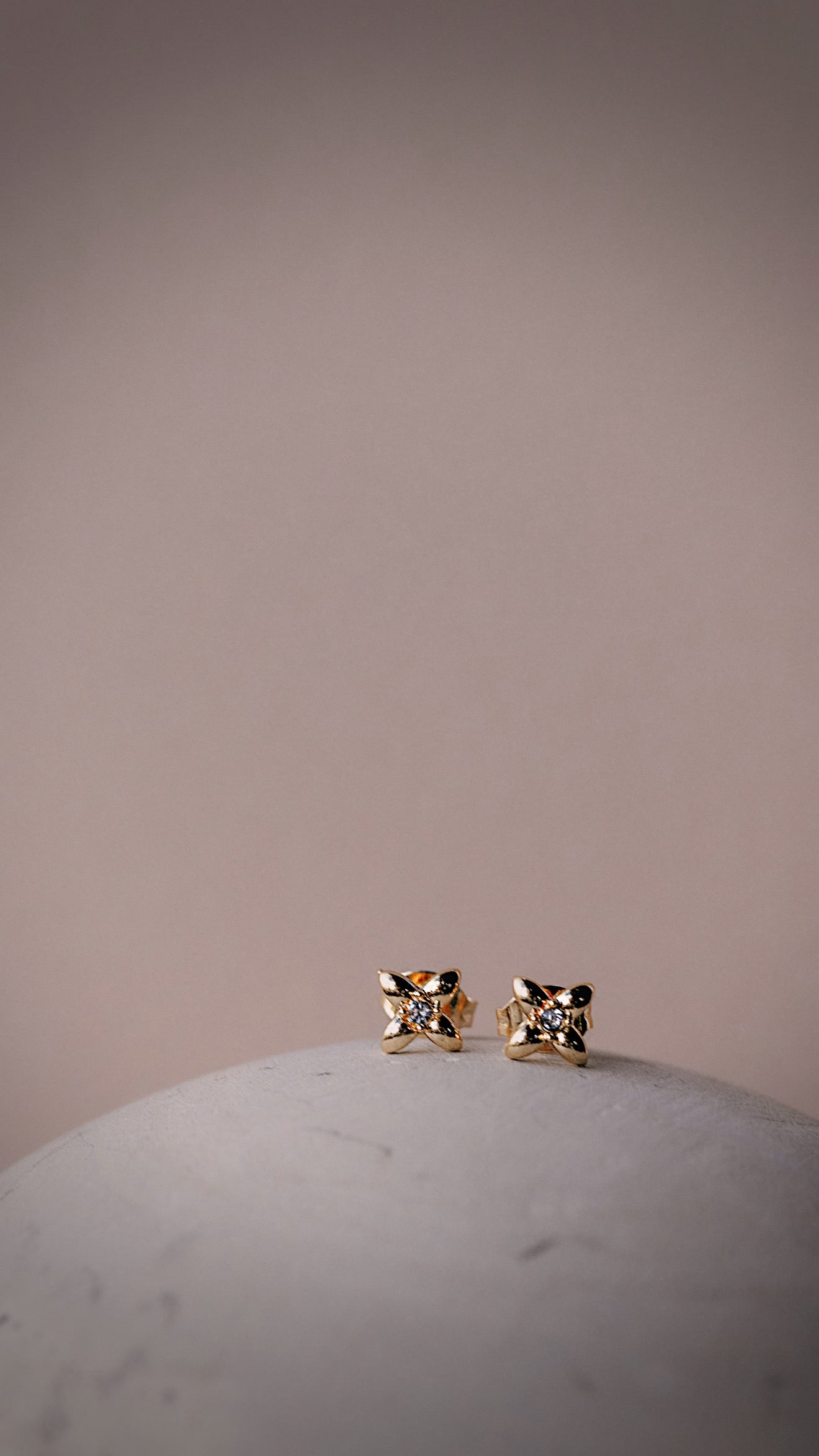 The Clarity Studs