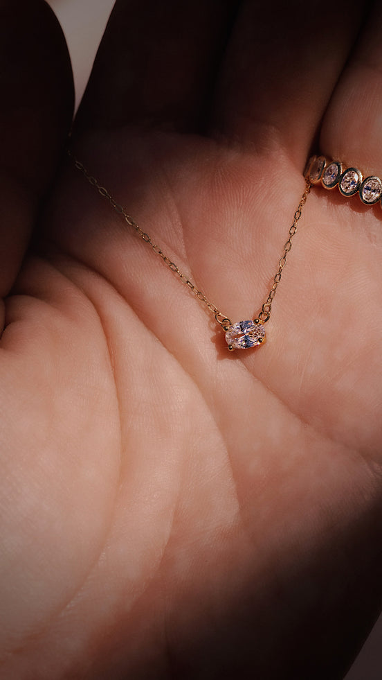East West Dainty Oval Necklace