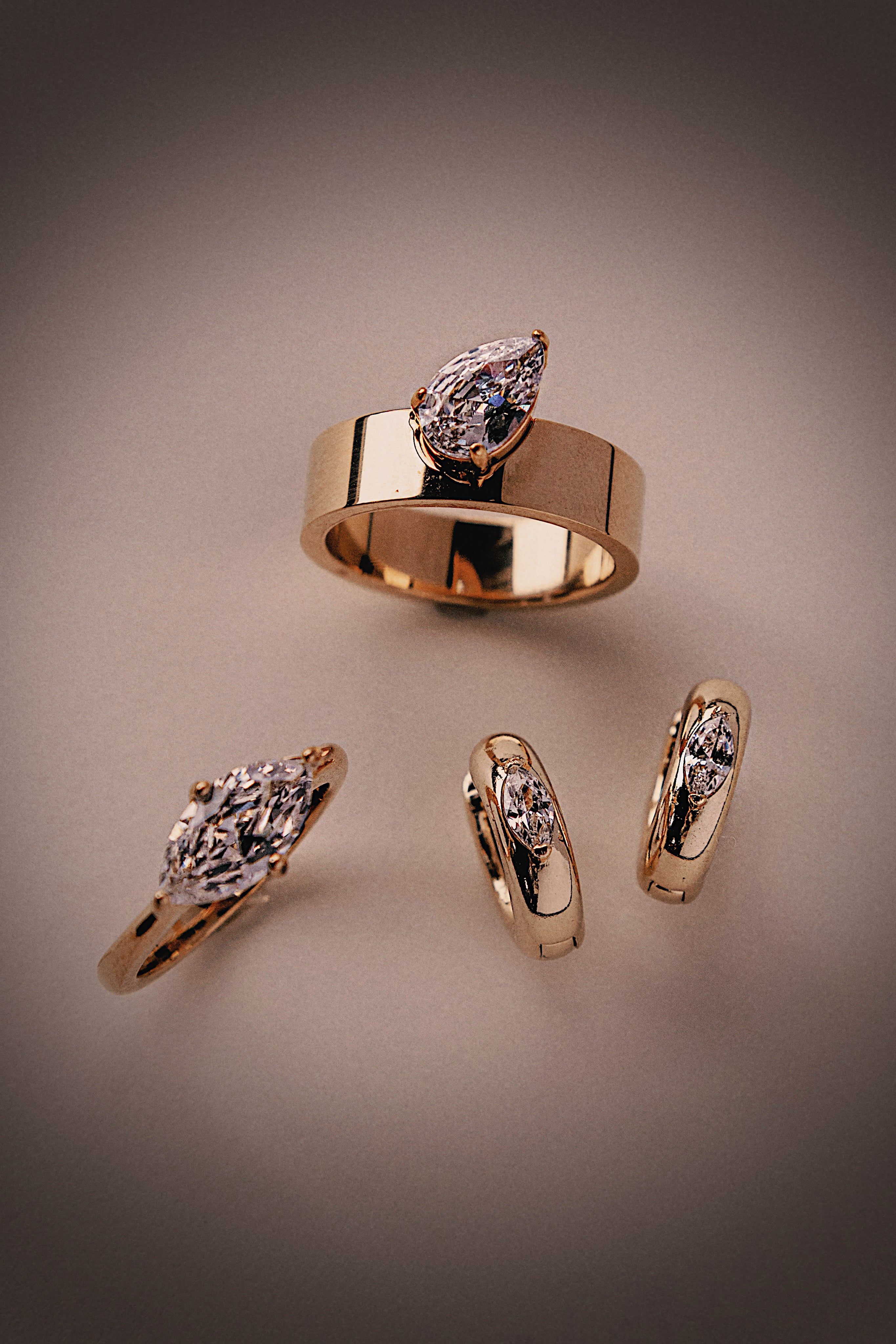 Maribel Marquise Huggie