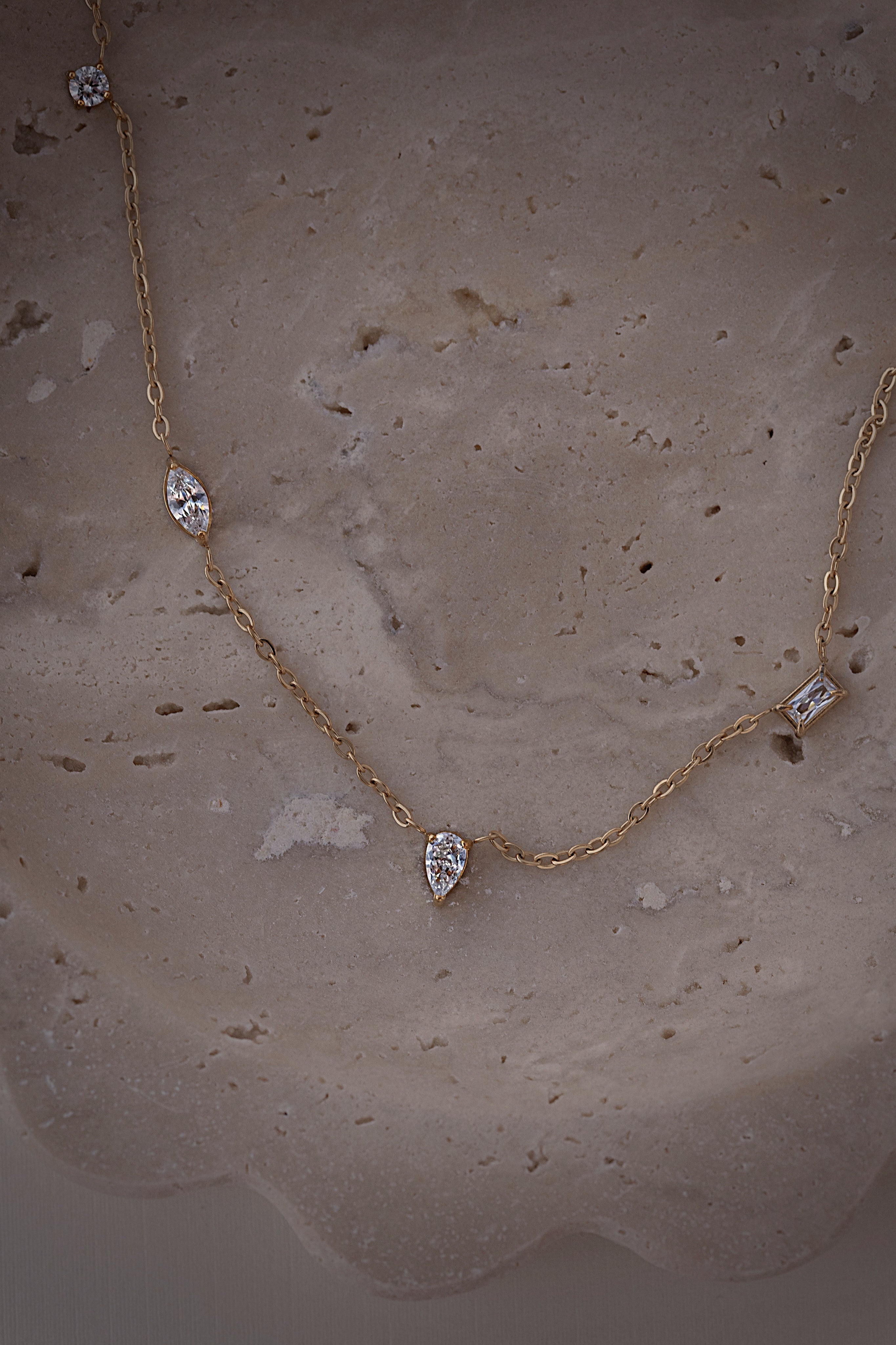 Dainty Mixed Shapes Necklace