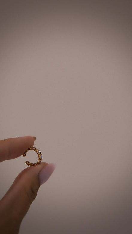Bezel Ear Cuff