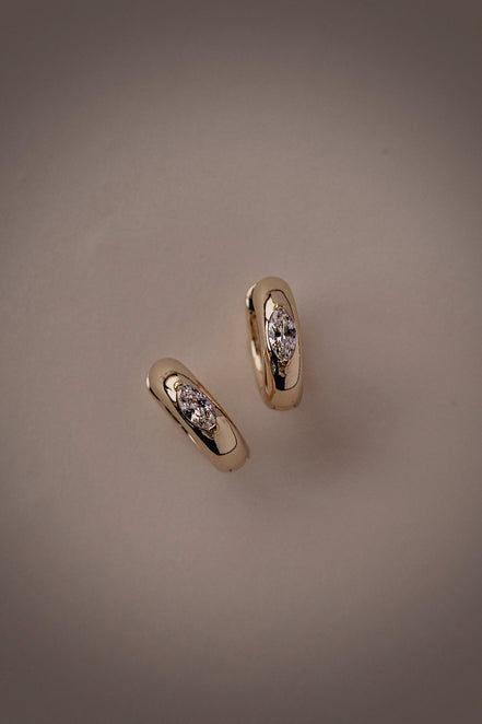 Maribel Marquise Huggie