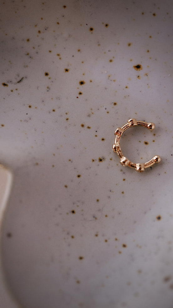 Bezel Ear Cuff