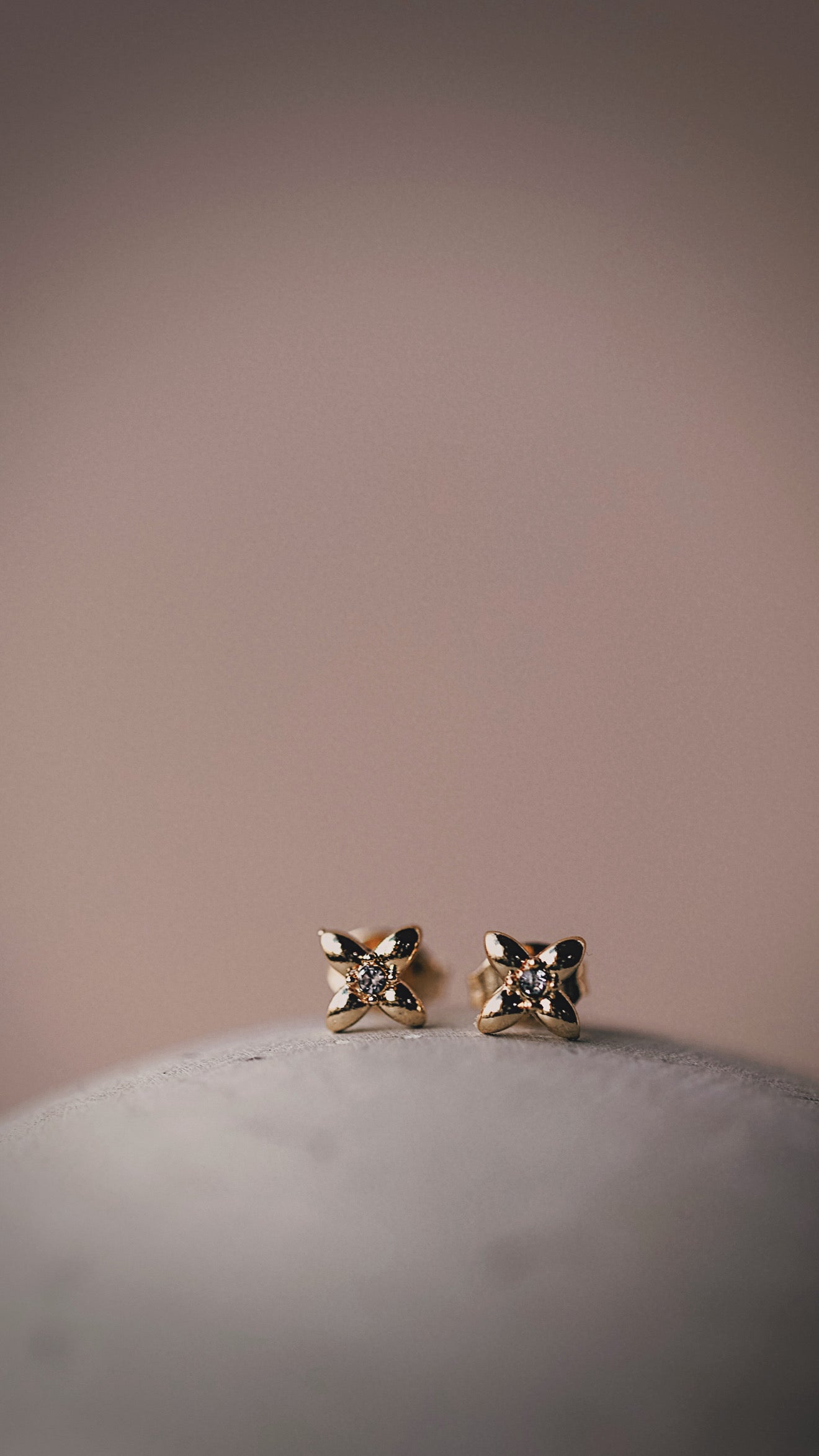 The Clarity Studs