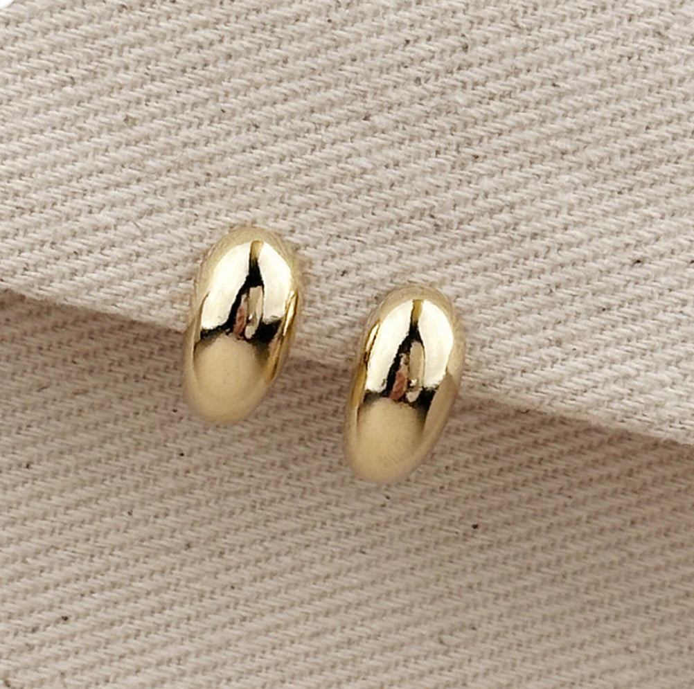 Polished Curve Stud Earring