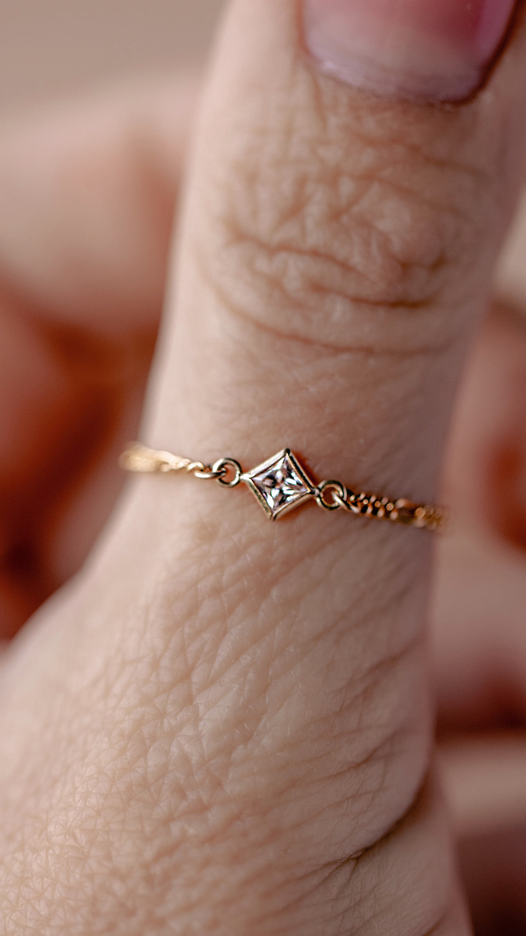 Diamond Shape Figaro Ring